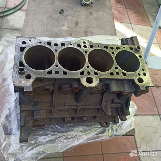 Блок двигателя G4EC