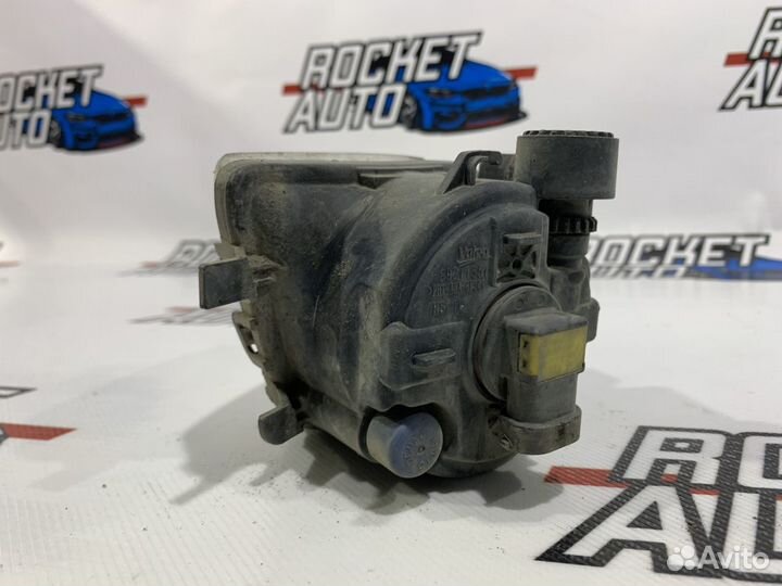 Фара противотуманная левая BMW 750i 63177182195