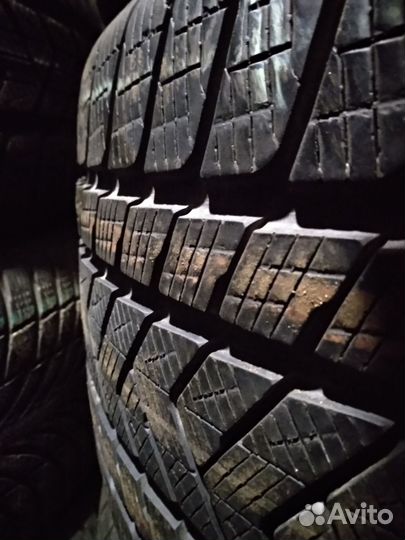Pirelli Scorpion Winter 305/35 R21