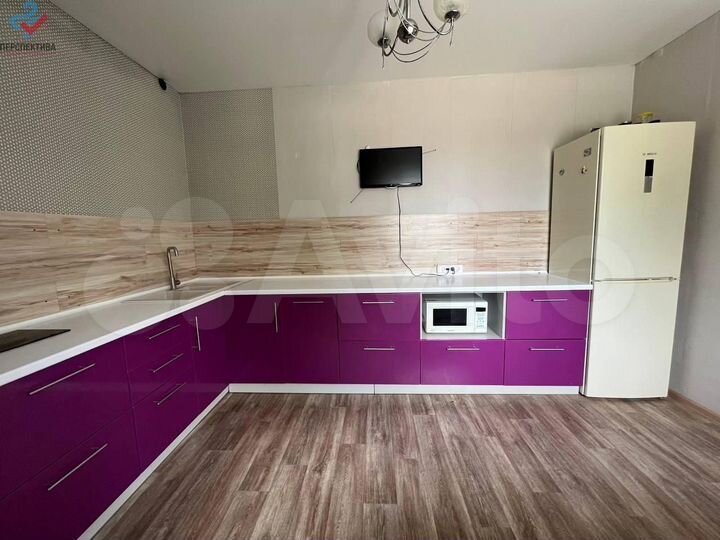 Дом 190,9 м² на участке 10,1 сот.