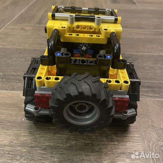 Lego Technic 42122 Jeep Wrangler
