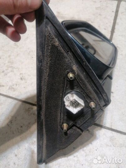 Зеркало заднего вида правое Honda Accord 4D CD4