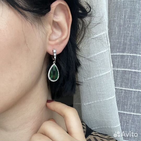 Серебряные серьги, кольцо и кулон