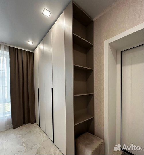 Шкаф распашной с фрезеровкой