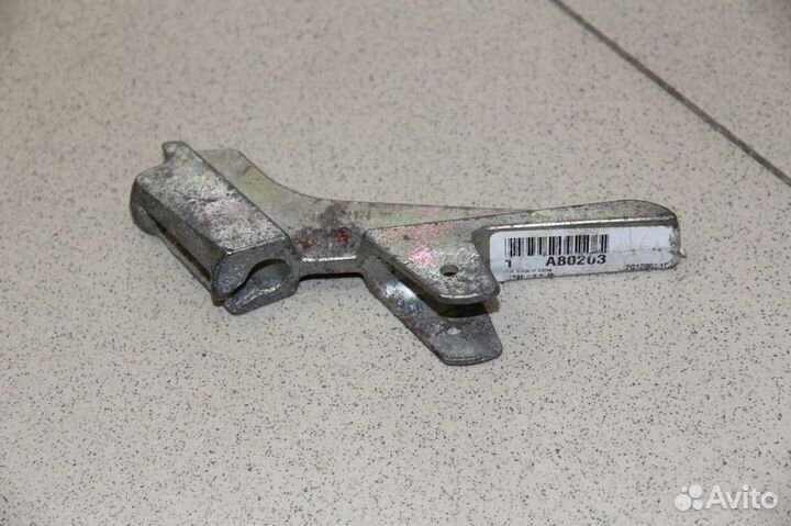 A80203\A86762\A64237 ограждение рукояткаjohn deere