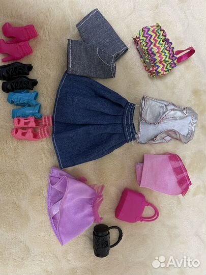 Кукла барби с одеждой