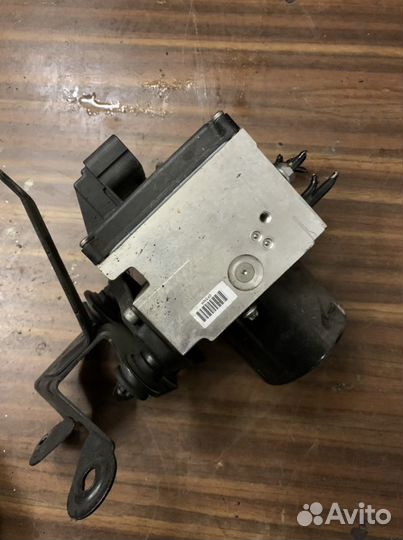 Блок абс Фольксваген Пассат Б6 3.2