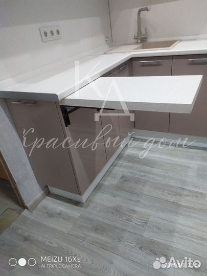 Модульная кухня в наличии