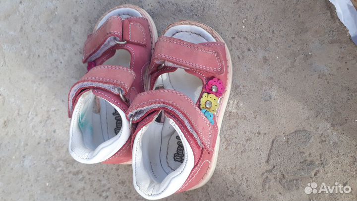 Детское обувь для девочек