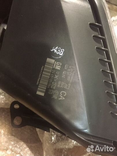 Фара Opel Zafira B