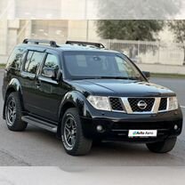 Nissan Pathfinder 2.5 AT, 2007, 219 282 км, с пробегом, цена 1 100 000 руб.