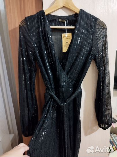 Нарядный комбинезон 40-42