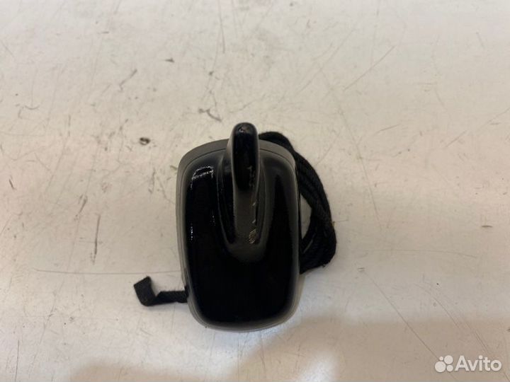 Антенна Audi A6 C6 2.0 2008