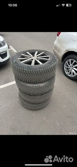 Acustica Challenger 215/55 R16 98