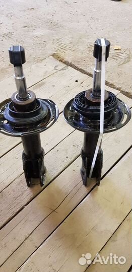 Амортизационные стойки Mercedes GLK передние