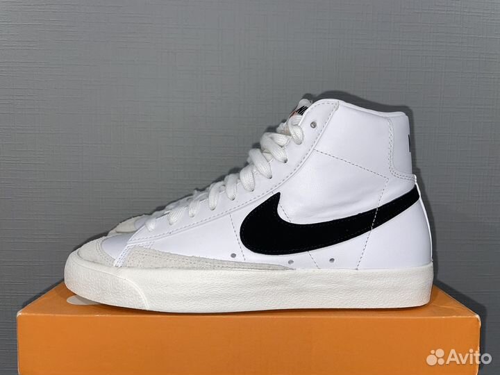 Кроссовки Nike Blazer Mid 77