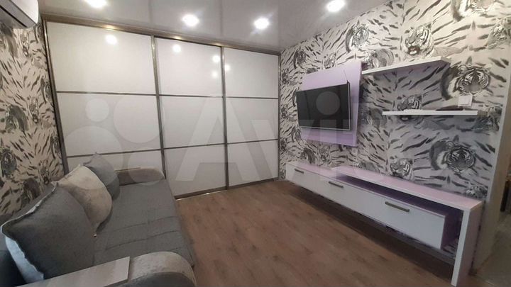 2-к. квартира, 40 м², 8/10 эт.