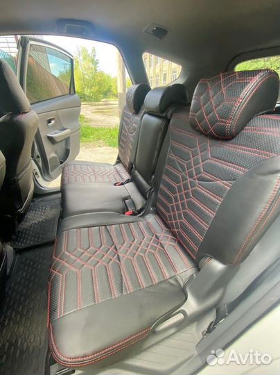 Чехлы Приус Альфа