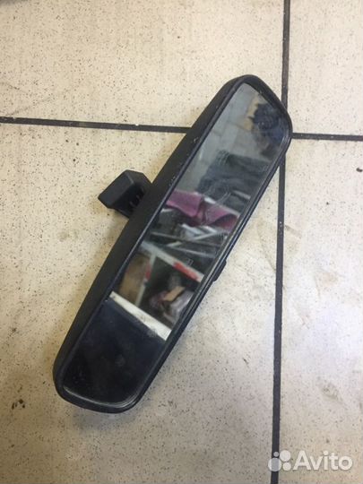 Зеркало салона Renault Logan