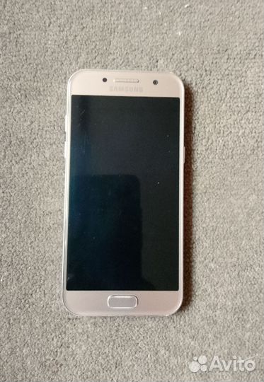 Samsung Galaxy A3 (2017) SM-A320F/DS, 2/16 ГБ