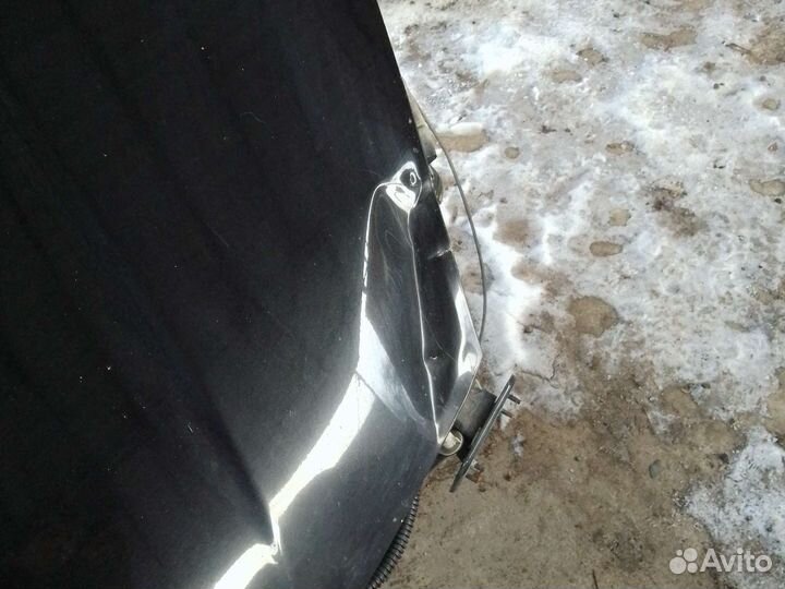 Капот на nissan note e11