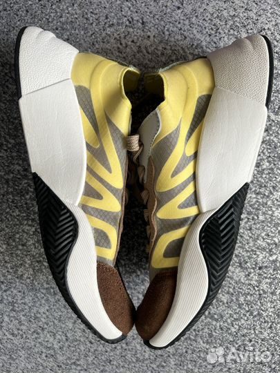 Кроссовки mango