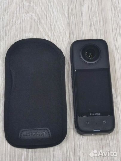 Insta 360 one x3 экшн камера