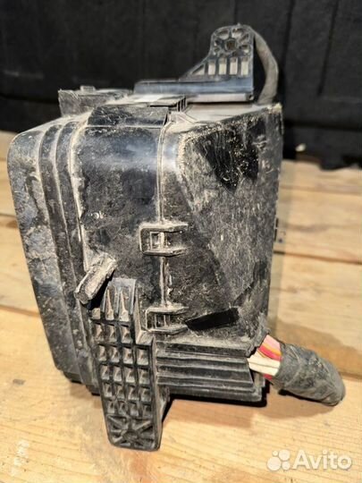 Блок предохранителей Kia Ceed хэтчбек 1.6 2010