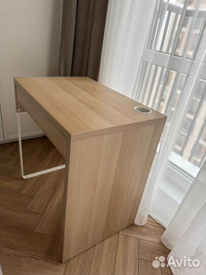 Стол IKEA Микке