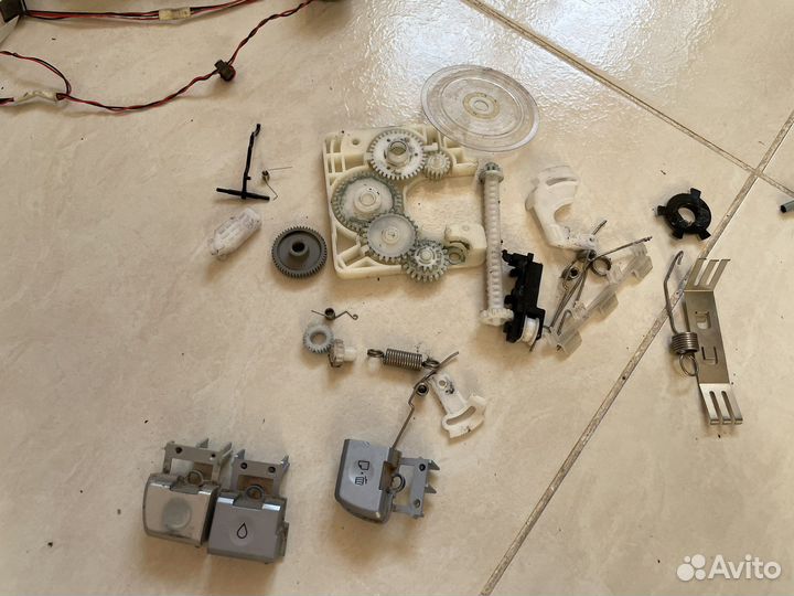 Запчасти для Epson R270