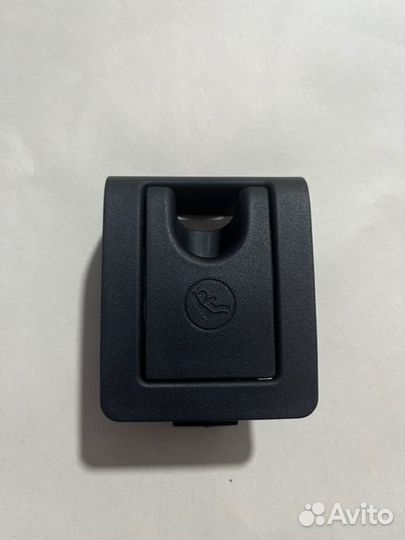 Крышка ремня детского кресла Toyota Camry V70/V75