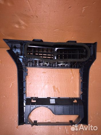 Опель астра Н Рамка магнитолы