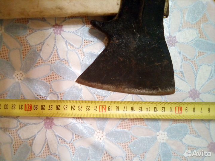 Топор, грабли, щётка