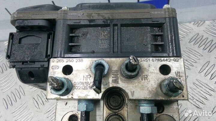 Блок управления тормозами/насос ABS BMW 7-Series