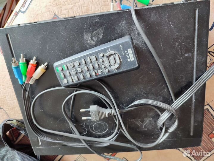 Видеомагнитофон Sony SLV-SP70R