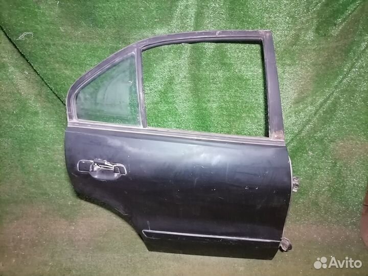 Дверь задняя правая Mitsubishi Galant EA1A EA2A EA