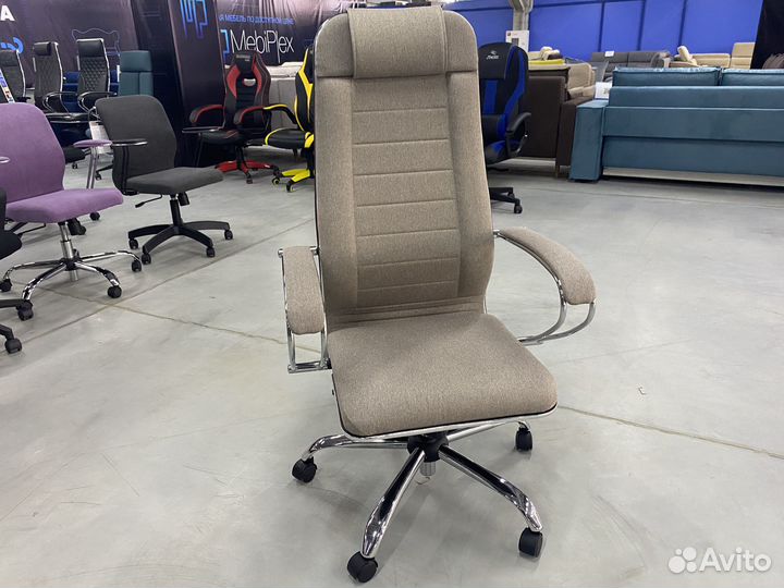 Эргономичное офисное кресло