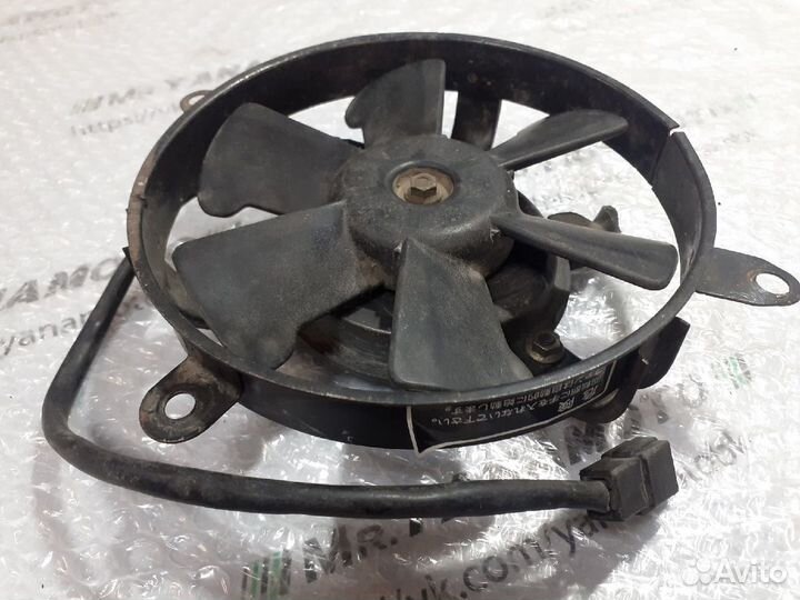 Оригинальный вентилятор Suzuki GSF 400 91-93г