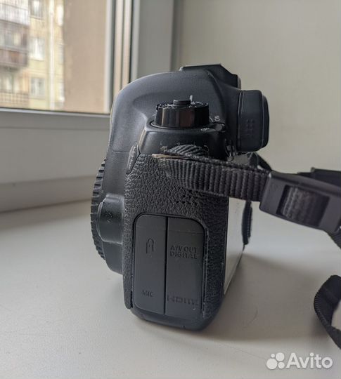 Зеркальный фотоаппарат canon 6D