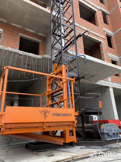 Аренда грузового мачтового подъёмника Пмг