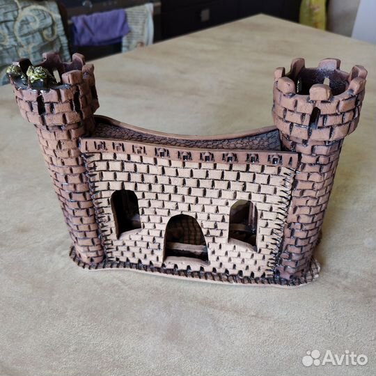 Замок для аквариума
