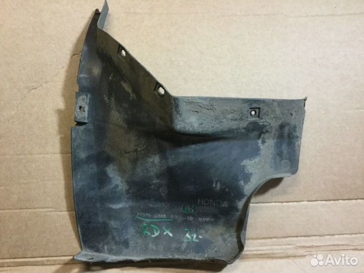 Пыльник заднего бампера левый Acura Rdx 2006-2012