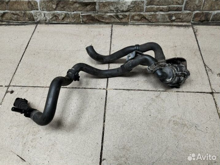 Патрубок системы охлаждения Volvo Xc90 2 2.0 dizel