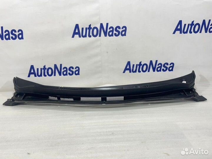 Решетка стеклоочистителя (жабо) Hyundai Solaris