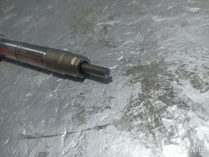 Форсунка топливная Genesis G80 2 2020 338002R100