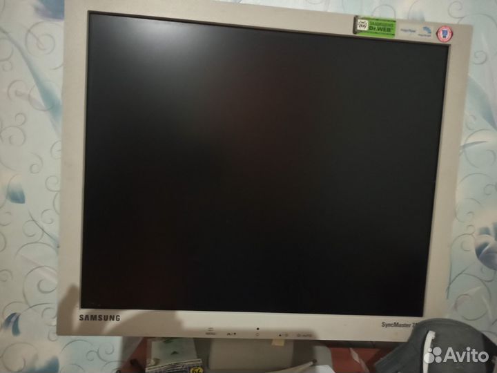 Монитор samsung syncmaster 710v