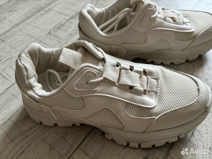 Кроссовки 39р