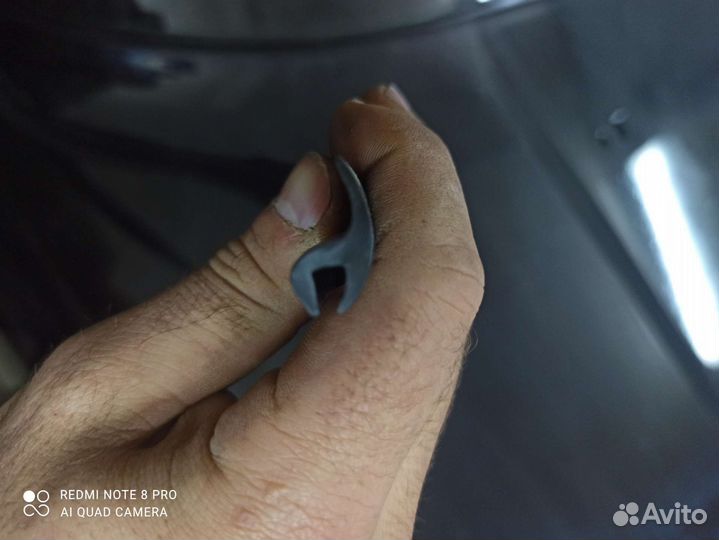 Универсальный уплотнитель лобового стекла