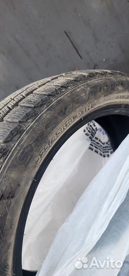 Kapsen SnowShoes AW33 225/45 R18 195