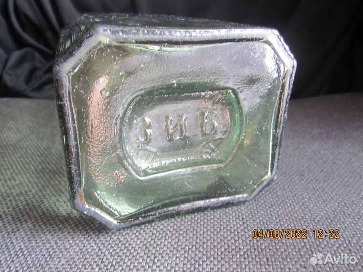Старинная бутылка штоф